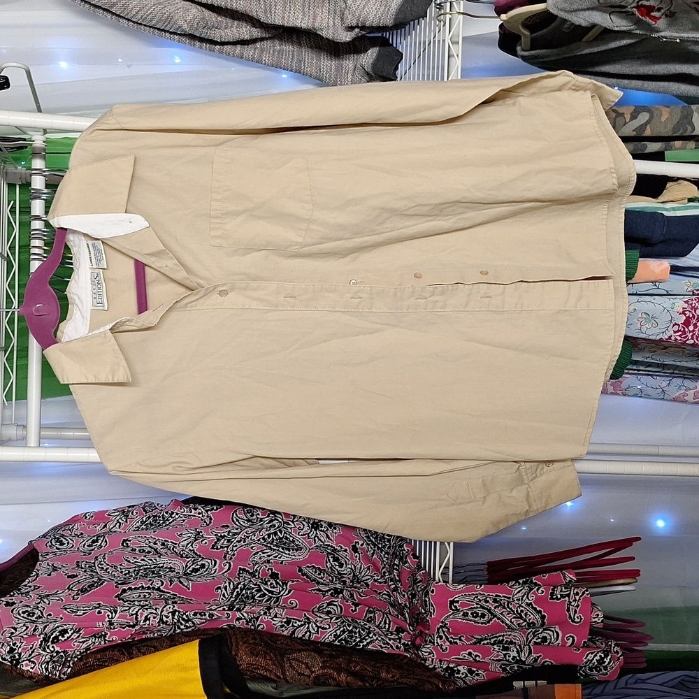 BASIC EDITIONS TAN BUTTON DOWN TOP SIZE LARGE
